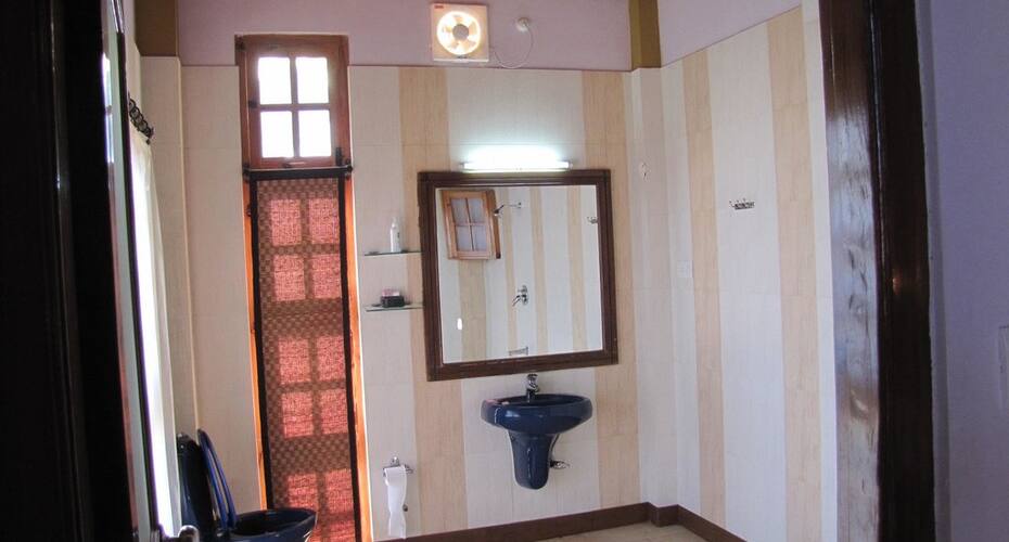Hotel Dwarka Residency Shelapani, Shimla 2